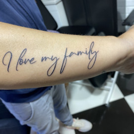 Frau unterarm tattoo namen Tattoo Namen